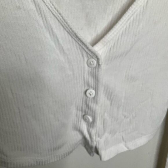 Alo Yoga Ribbed Cropped Whisper Cardigan - Picture 7 of 10